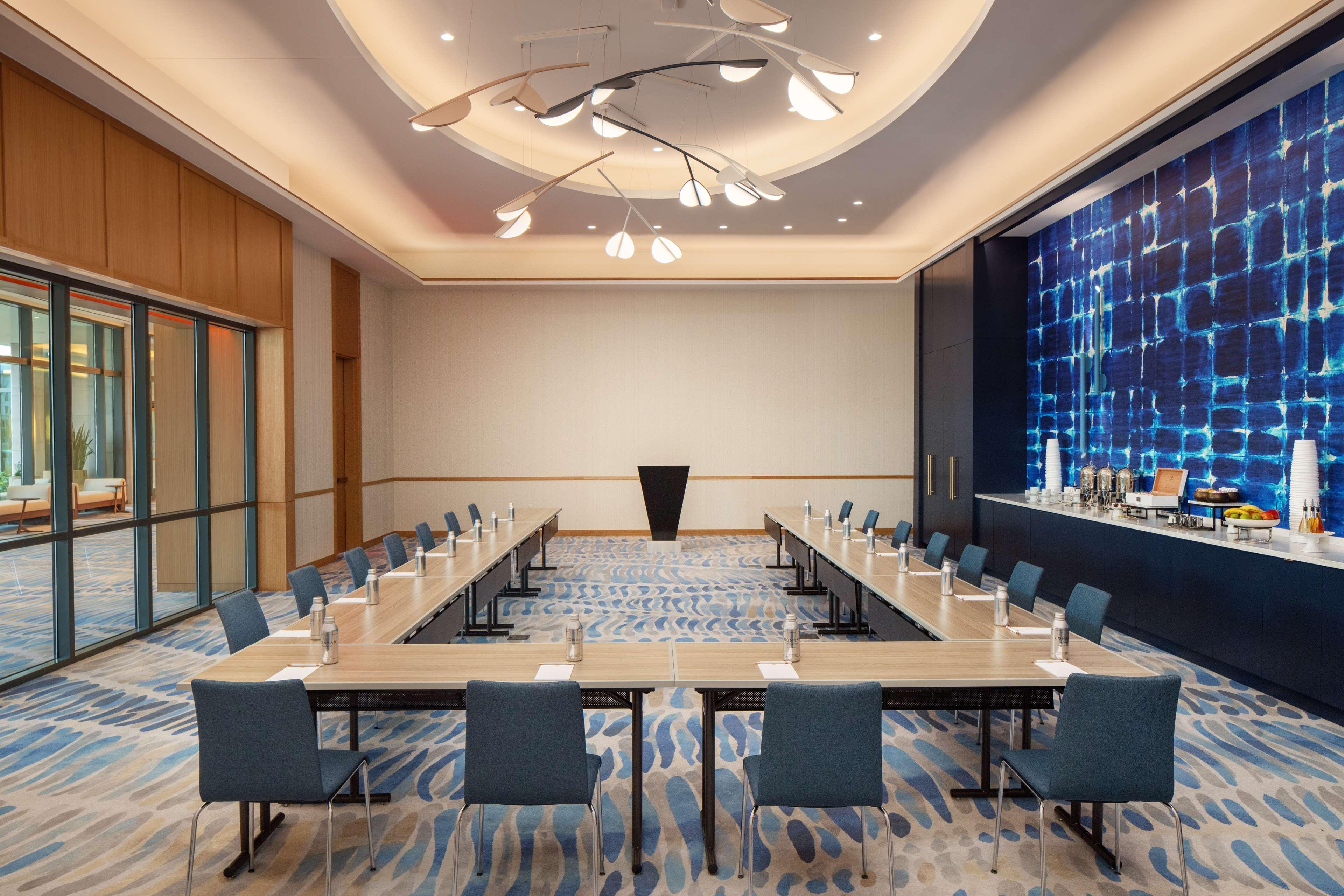 Conrad Orlando Hotel Luaran gambar